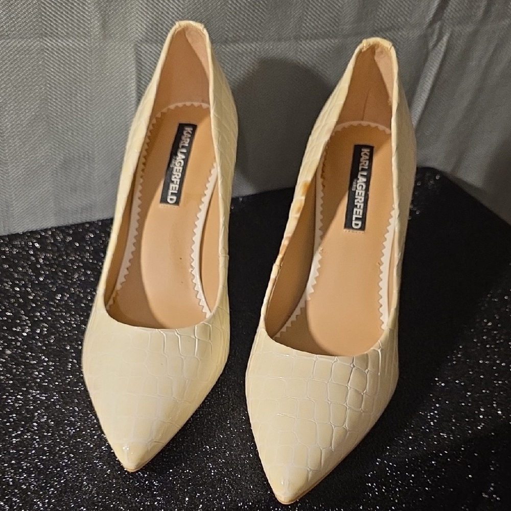 Karl Lagerfeld Cream Heels Elegant Design - Picture 4 of 6